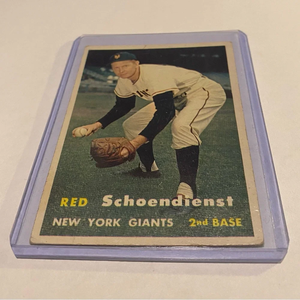 Red Schoendienst 1957 Topps Baseball Card Original Collectible Vin# 154